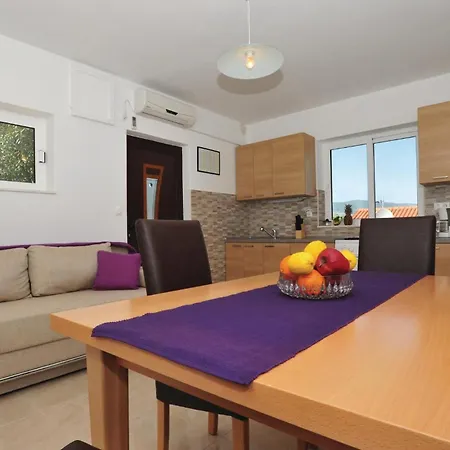 Tatil Evi Cozy In Mastrinka With Sauna
