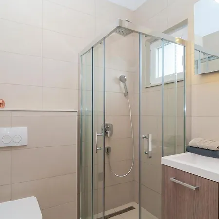 Amazing In Mastrinka With Sauna *