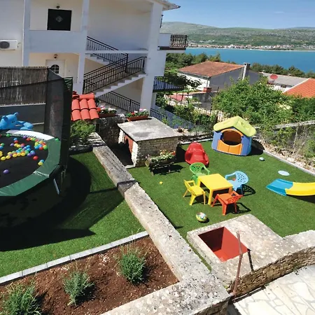 Casa vacanze Cozy In Mastrinka With Sauna