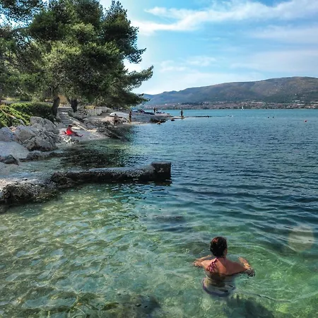 Cozy In Mastrinka With Sauna Tatil Evi Trogir