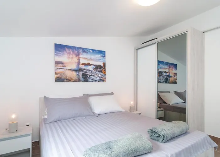 Σπίτι διακοπών Amazing In Mastrinka With Sauna Τρογκίρ