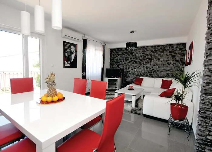 Amazing In Mastrinka With Sauna Σπίτι διακοπών Τρογκίρ