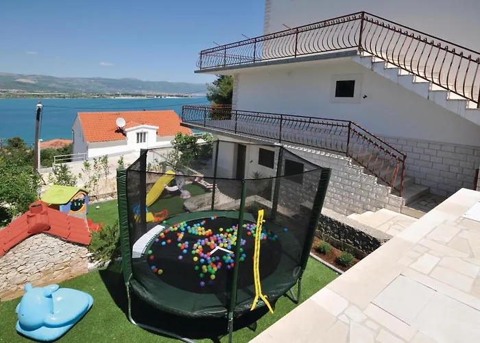 Σπίτι διακοπών Amazing In Mastrinka With Sauna